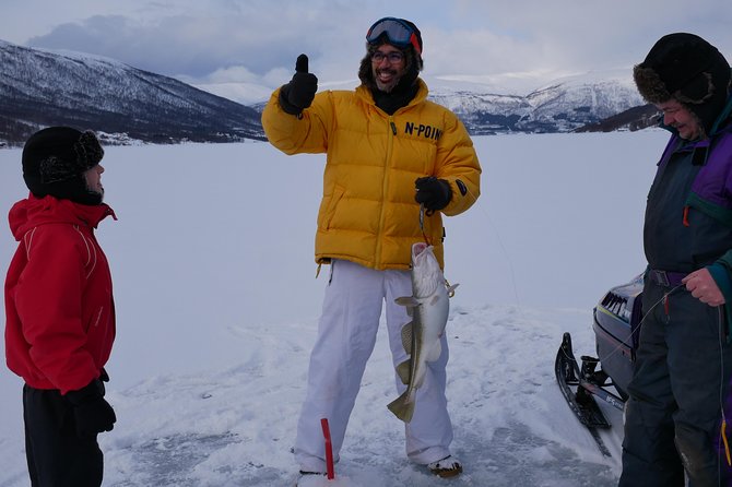 Ice Fishing On The Fjord - Cleaning and Cooking the Catch