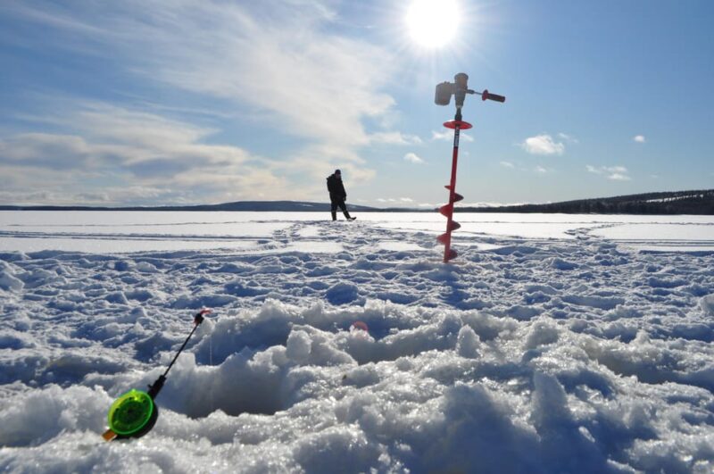 Ice Fishing Program in Lapland - Ice Fishing Activity Details