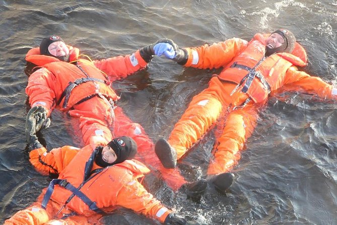 Ice-Floating Experience by Olavinlinna Castle in Savonlinna - Review Highlights