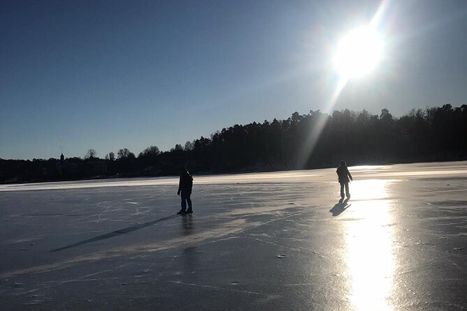 Ice Skating Small-Group in Lake Drevviken - Cancellation and Rescheduling