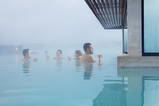 Iceland Stopover Combo: Blue Lagoon, Golden Circle & South Shore - Pickup and Accessibility
