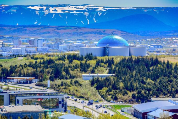Iceland Stopover: Reykjavík City Tour & FlyOver Iceland - Blend of Culture and Commerce