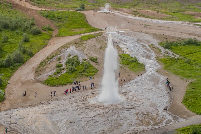 Iceland Stopover: The Golden Circle Tour - The Iconic Geysir