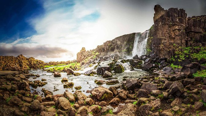 Iceland Stopover: The Golden Circle Tour - Schedule and Accessibility