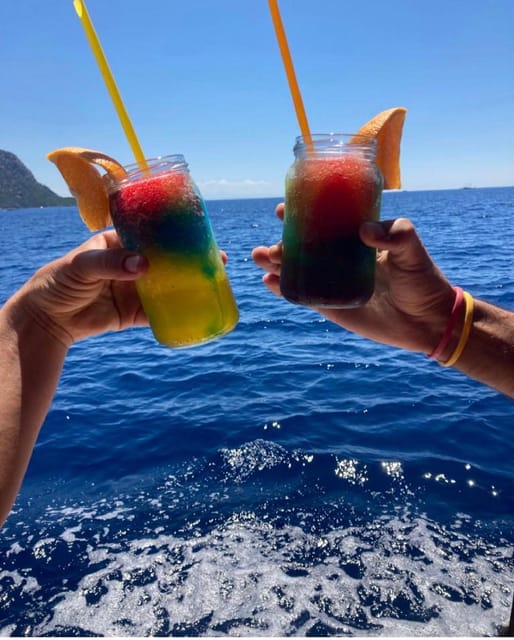 Icmeler: Private Boat Cruise With Lunch - Boat Information