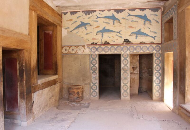 Ierapetra: Knossos Palace and Heraklion Guided City Tour - Minoan Civilization and King Minos
