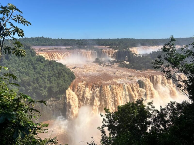 Iguaçu Waterfalls Private Tour Brazil & Argentinian Side - Included in the Tour