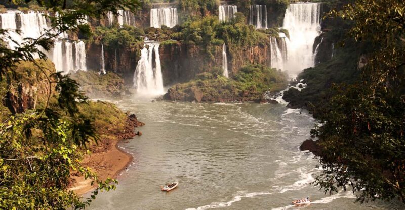 Iguassu Falls - Brazil Side With Macuco Safari Speed Boat - Key Points