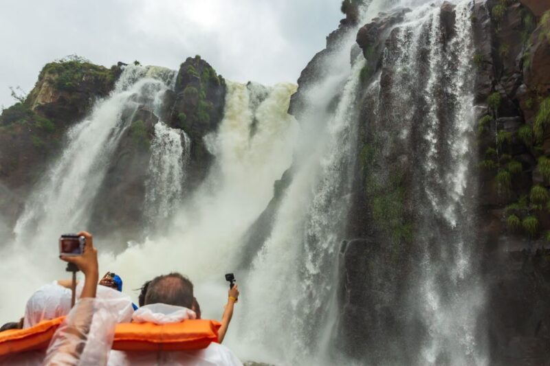 Iguassu Falls: Guided Tour & Macuco Safari on Pontoon Boats - Inclusions