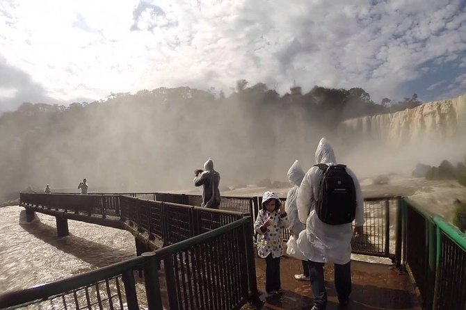 Iguazu Falls Argentina Tour and Great Adventure Boat Tour - Inclusive Tour Package Details