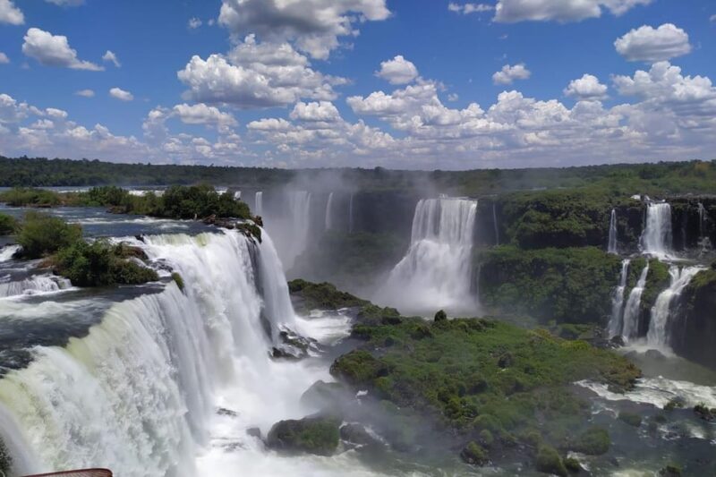 Iguazu Falls: Explore Both Sides in One Day BRASIL-ARGENTINA - Key Points