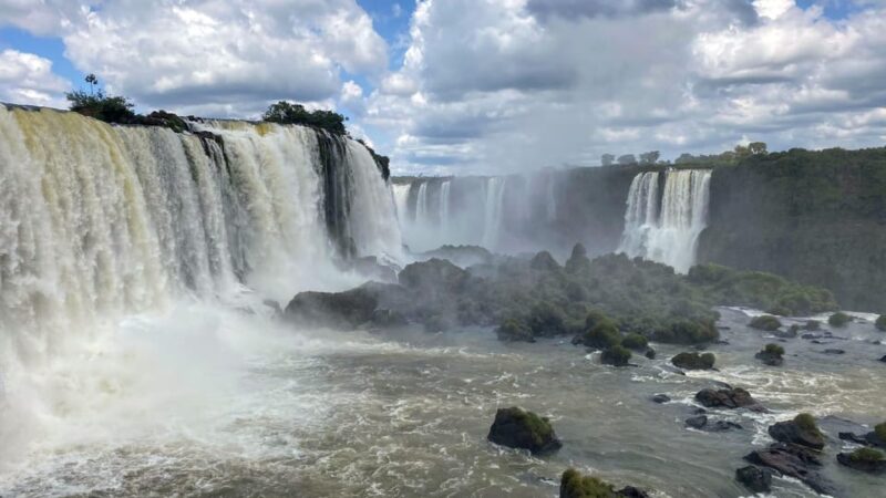 Iguazu Falls: Explore Both Sides in One Day BRASIL-ARGENTINA - Guided Sightseeing on Both Sides