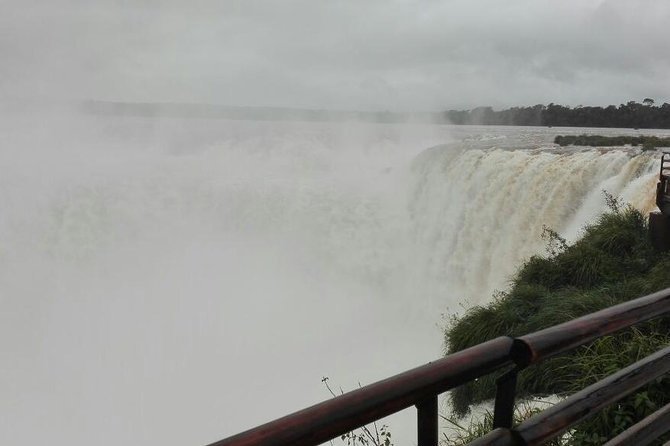 Iguazu Falls, Jungle Activities and Boat Ride From Puerto Iguazú - Discovering the Lower Circuit