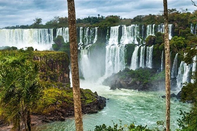 Iguazú Falls Private Full Day Tour - Jungle Adventure and Boat Ride