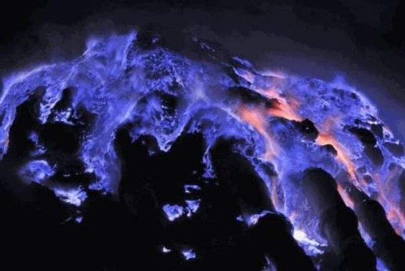 Ijen Adventure : Ijen Crater Blue Fired Sunrise Hike - Pickup From Banyuwangi