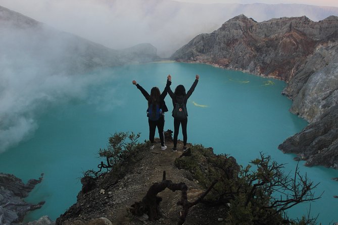 Ijen & Bromo: 3-Day Volcanic Adventure Tour - Volcanic Adventure Highlights