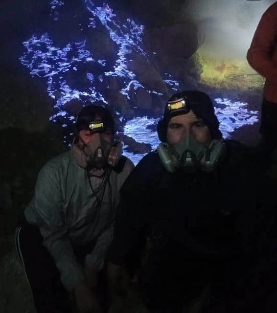 Ijen Crater : Blue Flame, Sunrise, and Sulfur Miners Trek - Key Points