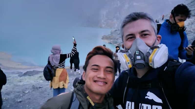 IJEN CRATER SUNRISE & BLUE FLAME TOUR - Inclusions
