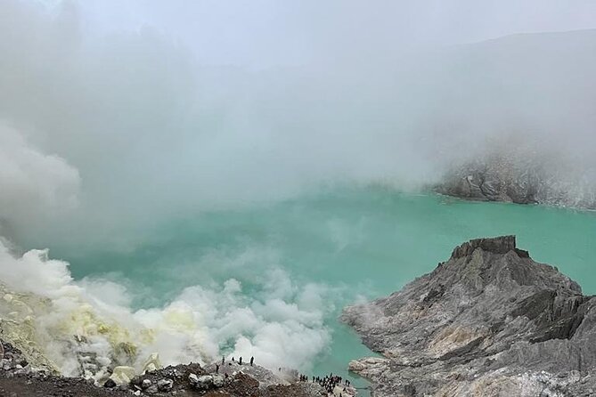 Ijen Crater Tour - Trekking Adventure Essentials