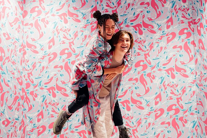IKONO Barcelona: Immersive Experience - Ideal Audience and Suitability