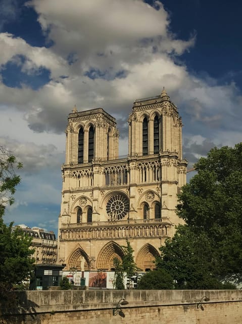 Ile De La Cite & Notre Dame Exterior | Guided Tour | 1h - Key Points
