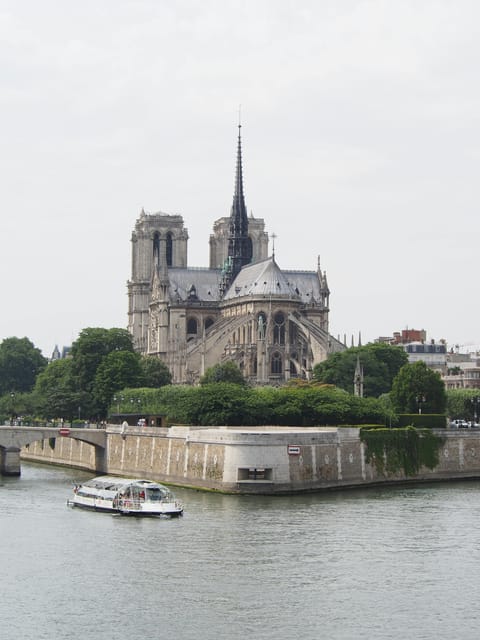Ile De La Cite & Notre Dame Exterior | Guided Tour | 1h - Tour Inclusions