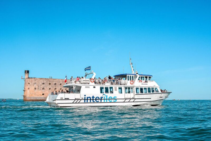 Île D'oléron: Boat Trip to Fort Boyard 1h00 - Highlights of the Tour