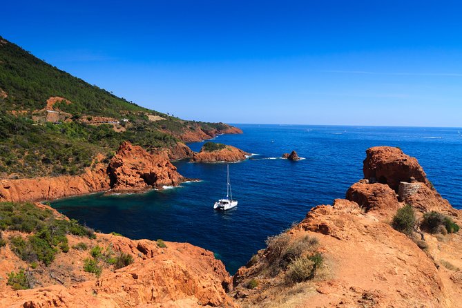 Ile Sainte-Marguerite Ferry & Corniche Dor Cruise Combo From Cannes - Getting to Cannes