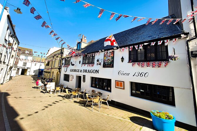 Ilfracombe Seafront History Walking Guided Tour - Meeting and End Points