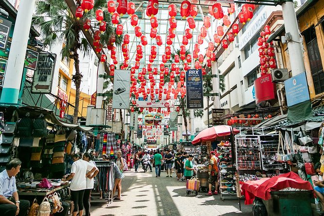 Immerse Yourself in Kuala Lumpur Heritage on a Night Tour - Appreciating Kuala Lumpurs Religious Diversity