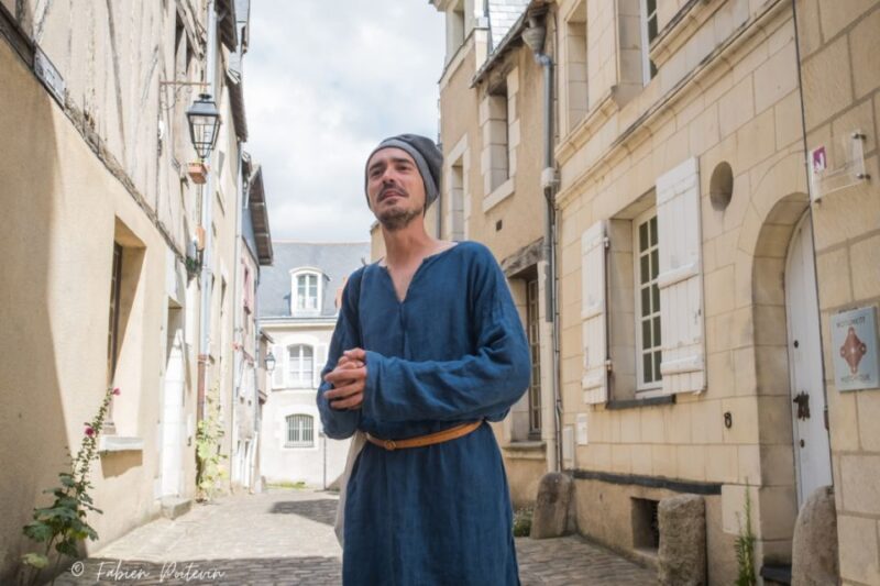 Immerse Yourself in the 15TH Century in Angers - Meeting Point and Guide Attire