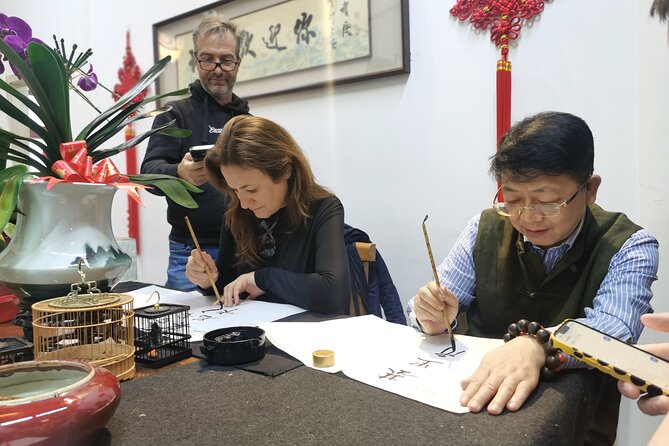 Immerse Yourself:Chinese Calligraphy Experience in Beijing Hutong - Included in the Experience