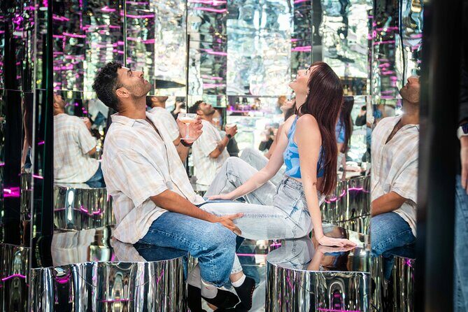 Immersive Bar Experience and Drinks - Key Points