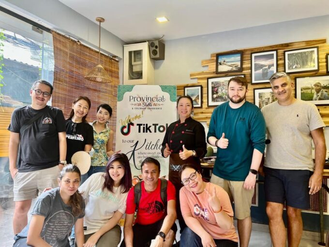 Immersive Cooking Class & BenThanh Market Tour By Local Chef - Customization Options