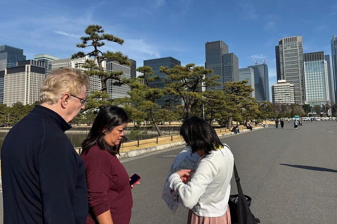 Imperial Palace and Heritage of Edo Castle Private Tour - Inclusions