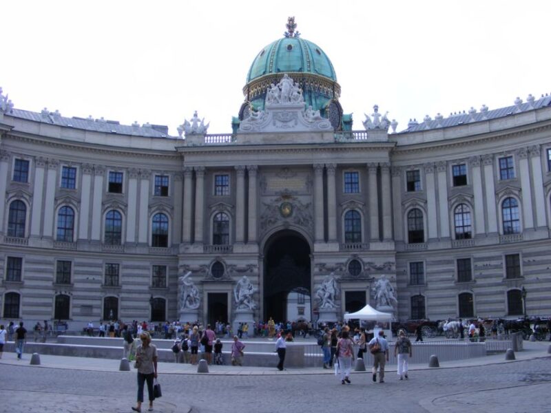Imperial Vienna: Full-Day Tour From Budapest - Itinerary Highlights