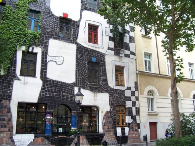 Imperial Vienna: Full-Day Tour From Budapest - Sights and Landmarks