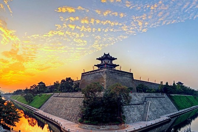 Impressive Xian Downtown Tour With Driver and Guide - Tour Overview