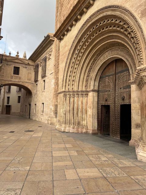 In Love With Valencia: a Self-Guided Cultural Audio Tour - Important Information and Requirements