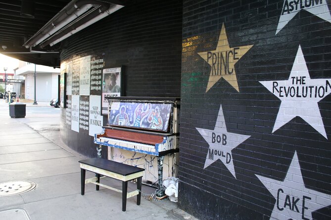 In the Footsteps of Prince: A Self-Guided Audio Tour of Downtown Minneapolis - Discovering Princes Childhood Home