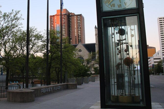 In the Footsteps of Prince: A Self-Guided Audio Tour of Downtown Minneapolis - Discovering Princes Favorite Hangouts