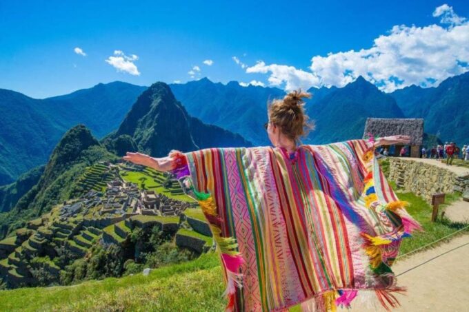Inca Jungle Tour to Machu Picchu 4d 3n +Ticket Machu Picchu - Age Restrictions