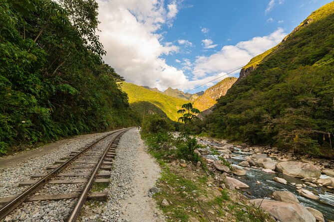 Inca Jungle Trail to Machu Picchu in 4 Days - Preparing for the Inca Jungle Trail