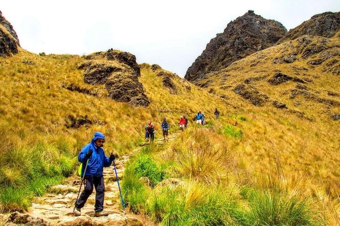 Inca Trail to Machu Picchu 04 Days - Fitness and Health Considerations