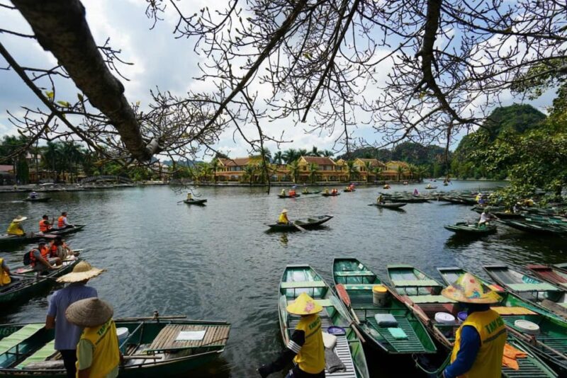 Incense Village - Tam Coc Boating - Hoa Lu Ancient Capital - Quang Phu Cau (Incense Village)