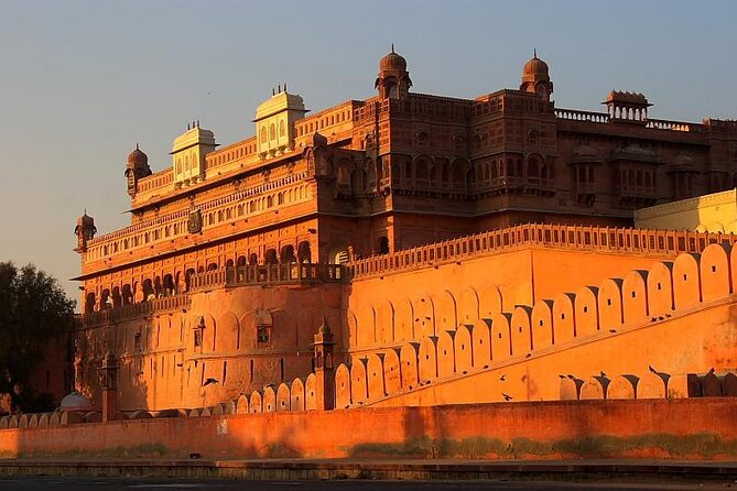 Incredible Rajasthan With Taj Mahal Tour - Local Guides and Expertise