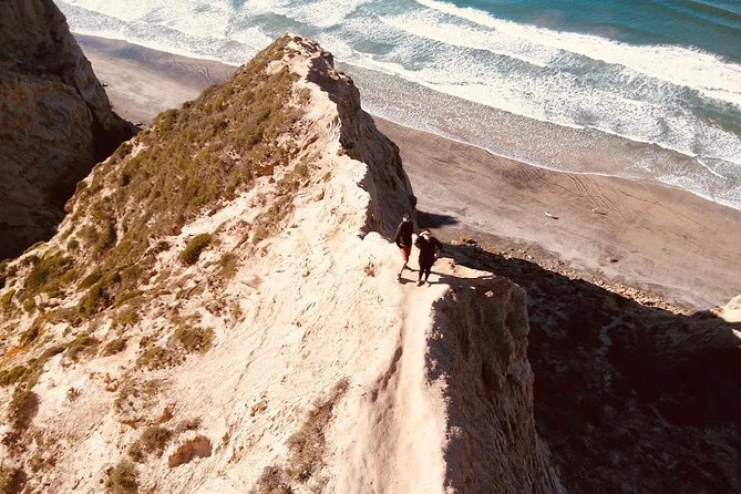 Incredible Slot Canyons to the Pacific - Stunning Views at the Cliff Summit