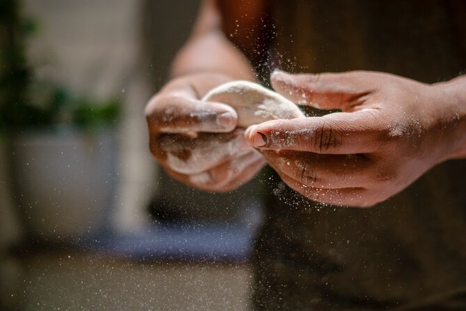 Indian Bread Experience: Cook and Dine With a Local Epicure - About the Provider
