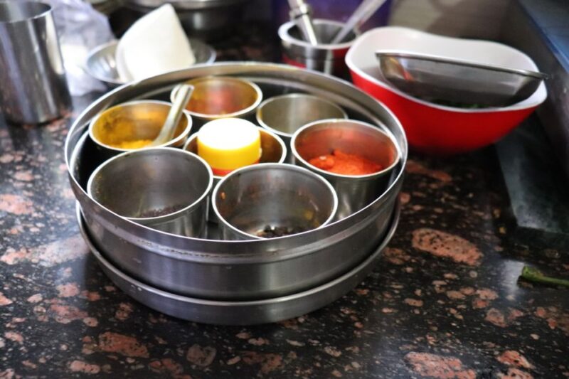Indian Cooking Class Meals+Sweets 5 Dishes Full Meals - Vegetarian Meal Preparation