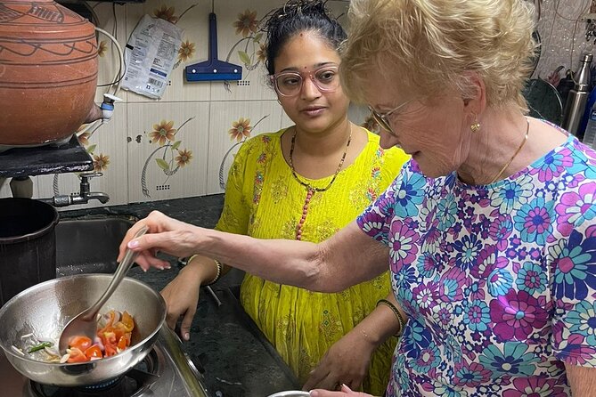 Indian Curry 5-Hour Cooking Classes In Mumbai - Venue Accessibility